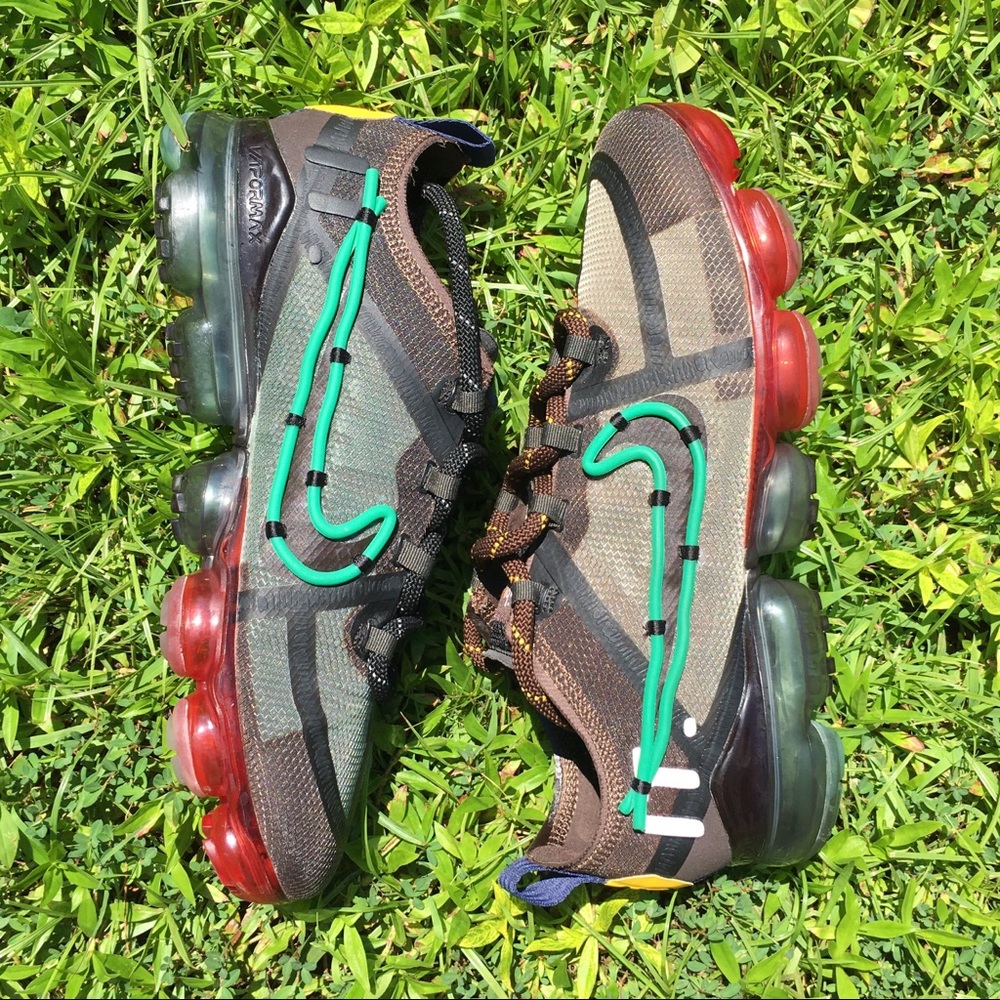 UA CPFM Vapormax